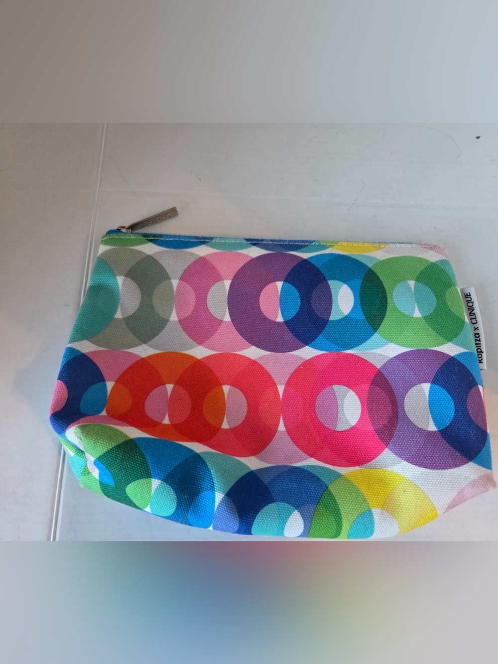CLINIQUE MULTICOLOR POUCH/ZIPPERD COSMETIC  TRAVEL BAG